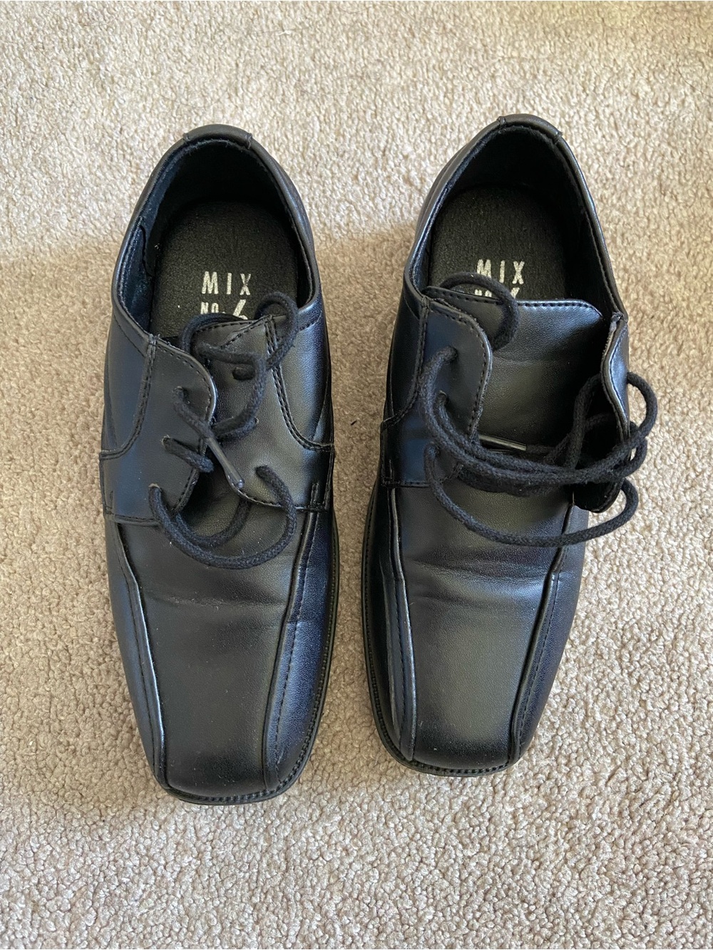 Boy’s Square-Toe Lace-Up leather shoes